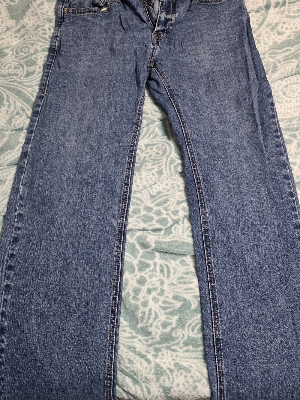 Slim Straight Men's Jeans in Classic Blue Wash